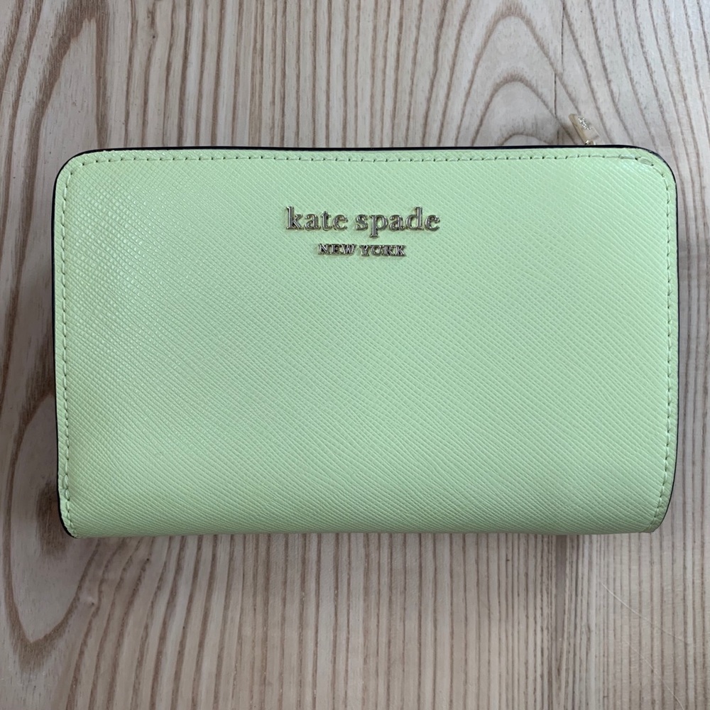 Kate Spade Spencer Compact Wallet NWOT